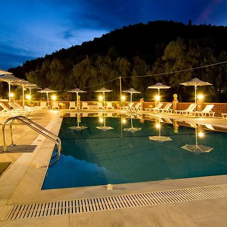 Villa Angelika ปาร์กา ภายนอก รูปภาพ
