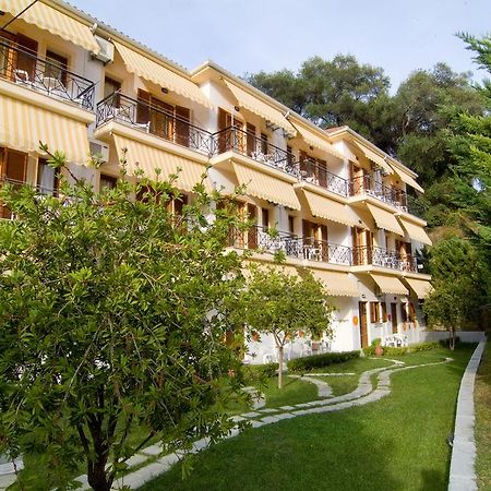 Villa Angelika ปาร์กา ภายนอก รูปภาพ